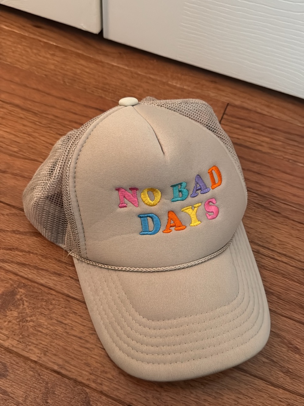 No Brand Beige 'No Bad Days' Embroidered Cap